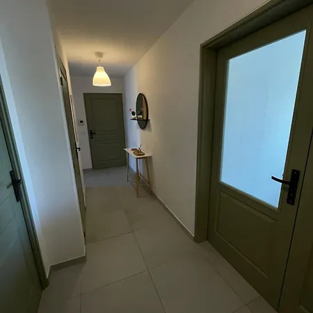 Bord Du Canal 134 Terrasse Apartment *