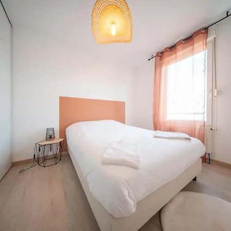 Bord Du Canal 134 Terrasse مُلووز