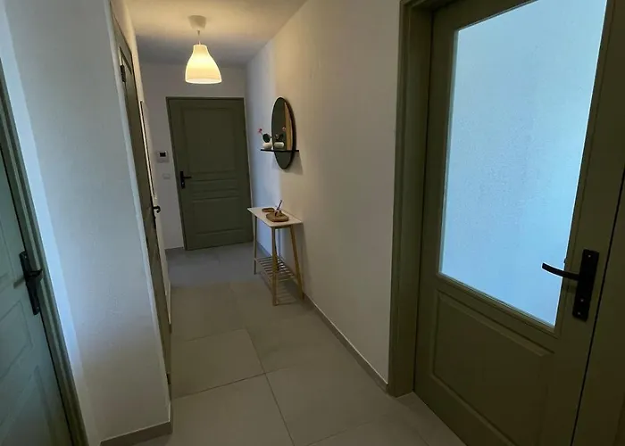 Bord Du Canal 134 Terrasse شقة *