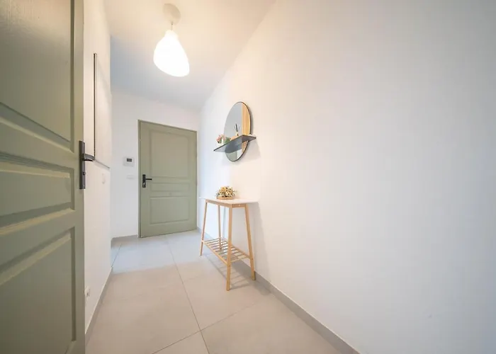 Bord Du Canal 134 Terrasse شقة مُلووز